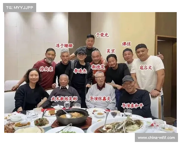 《相声界的丑陋真相:四位演员如何因辱骂警察与背叛师门坠入低谷》 《相声界的丑陋真相:四位演员如何因辱骂警察与背叛师门坠入低谷》